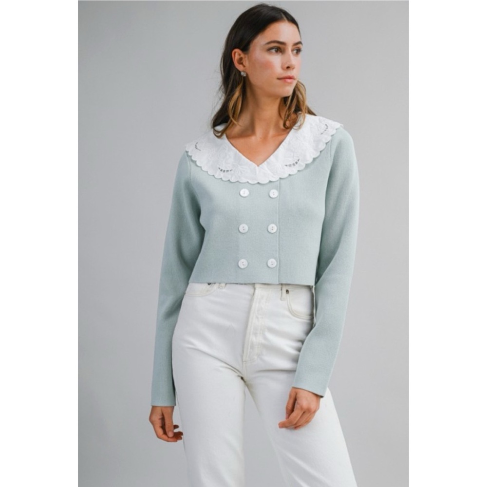 1141 • Seafoam Knit Double Breast Cardigan Top w/White Scallop Cotton Collar - Picture 4 of 11